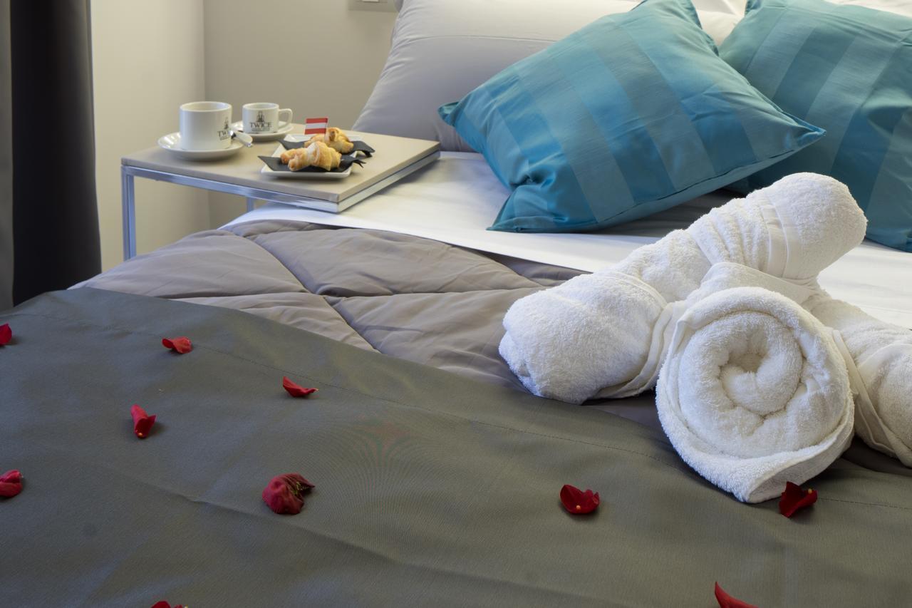 Bed and Breakfast Twice - Napoli Esterno foto