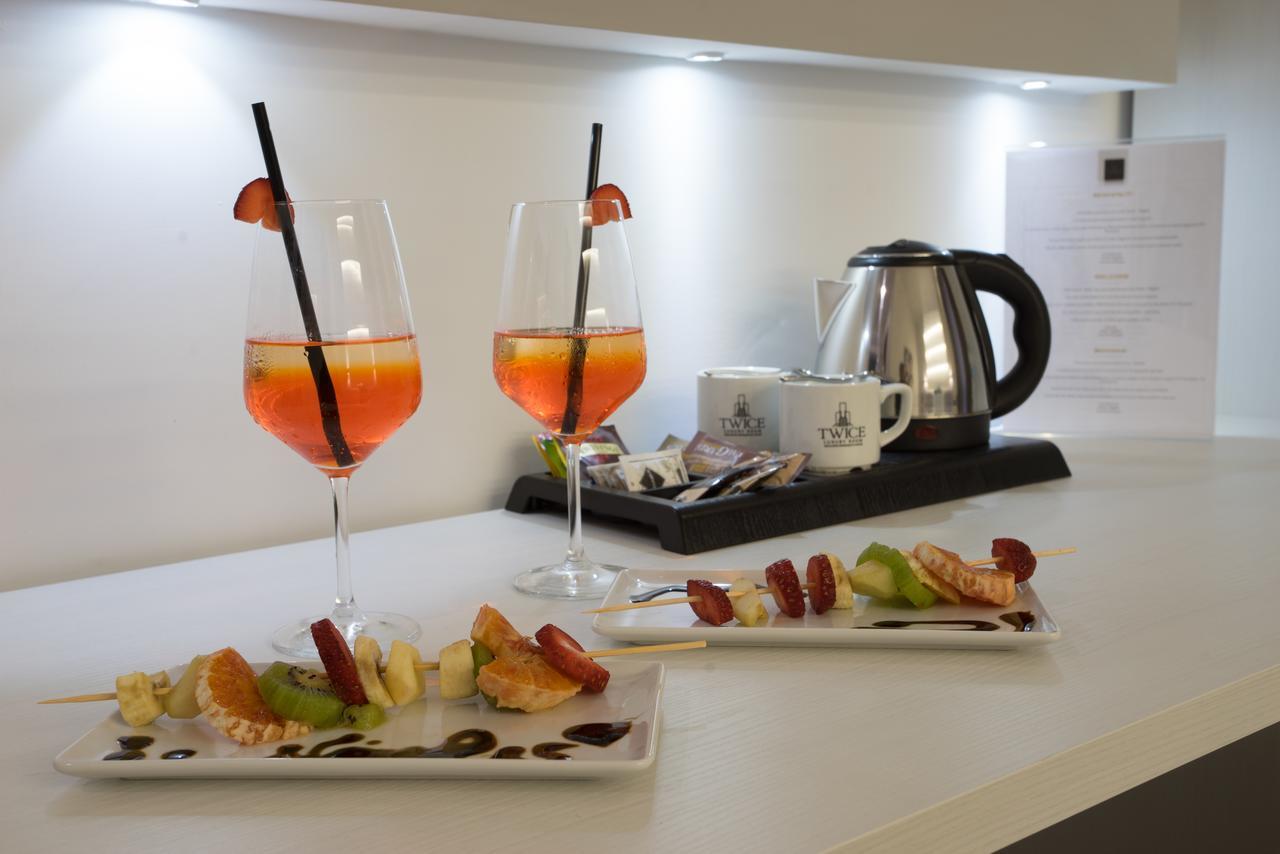 Bed and Breakfast Twice - Napoli Esterno foto